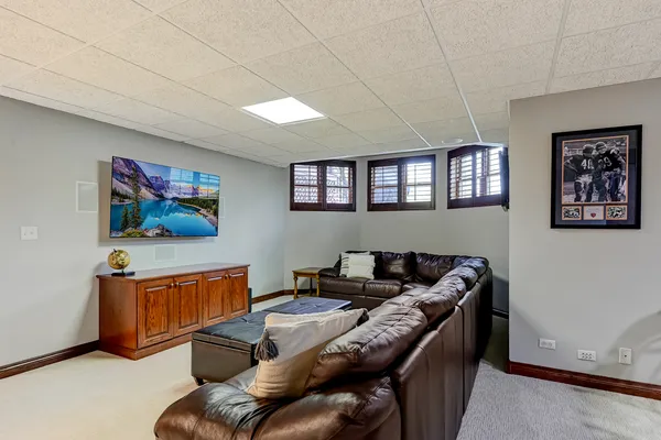 $1,295,000 | 1801 Kelly Court, Darien, IL 60561