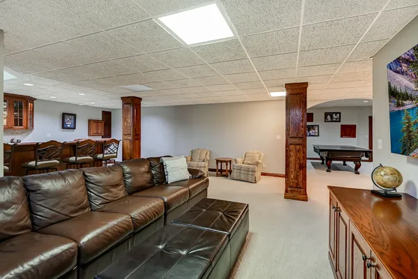 $1,295,000 | 1801 Kelly Court, Darien, IL 60561