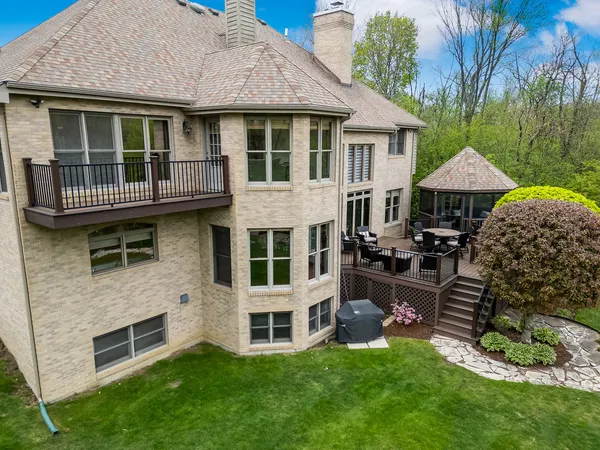 $1,295,000 | 1801 Kelly Court, Darien, IL 60561