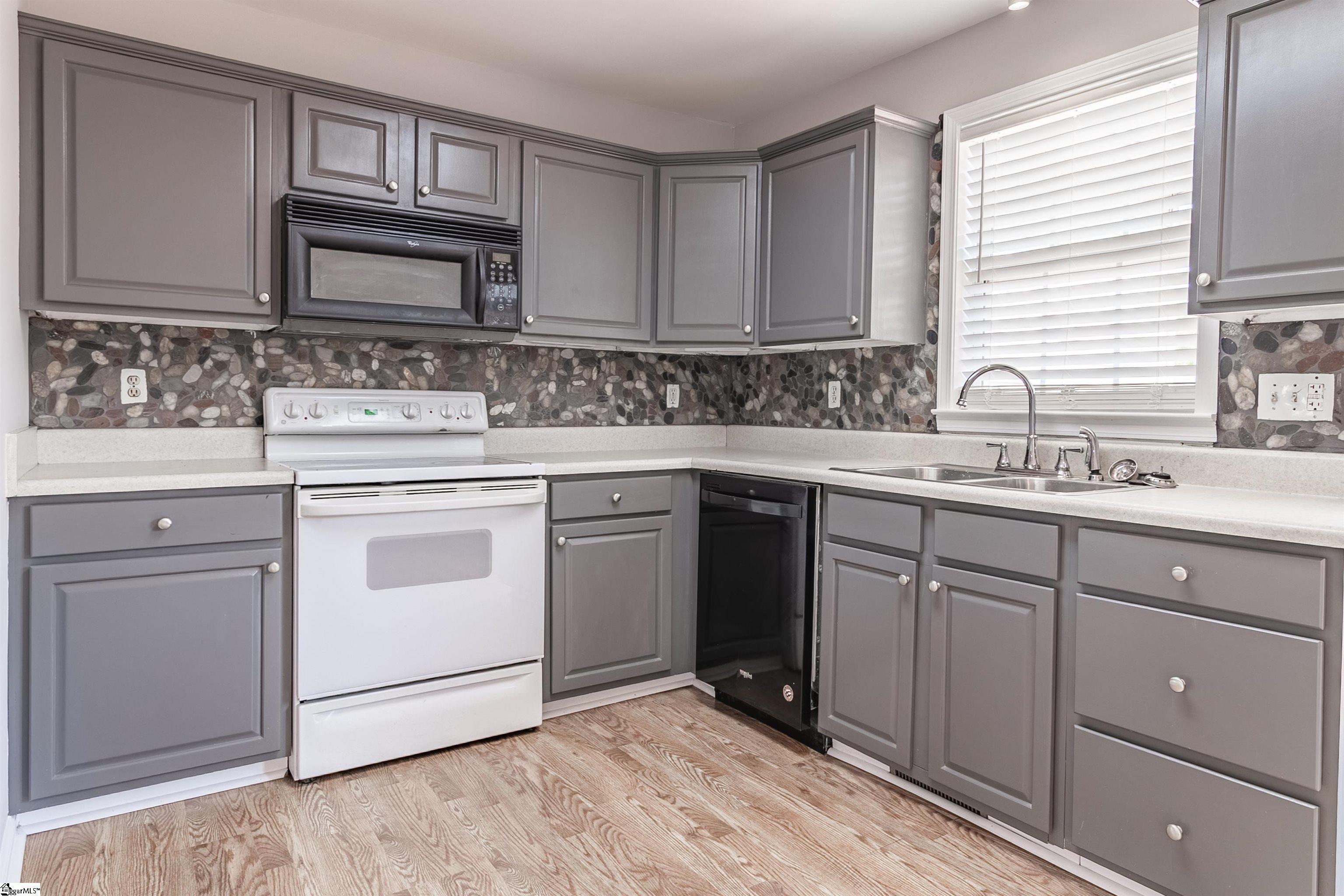 301 Stallion Road Greenville, SC 29617 - Photo 17 of 41