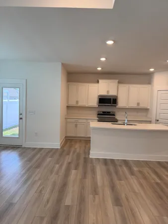 $2,295 | 210 Lyla Lane, Crestview, FL 32539