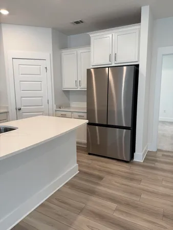 $2,295 | 210 Lyla Lane, Crestview, FL 32539