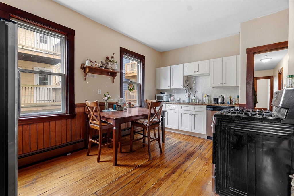 9 Spalding Street, Unit 2 Boston, MA 02130 - Photo 2 of 16
