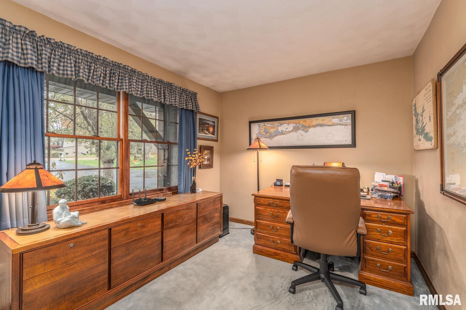 421 Ridge Drive Geneseo, IL 61254 - Photo 5 of 34 Gallery Image 5