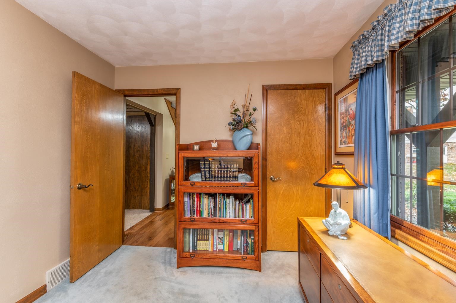 421 Ridge Drive Geneseo, IL 61254 - Photo 6 of 34 Gallery Image 6