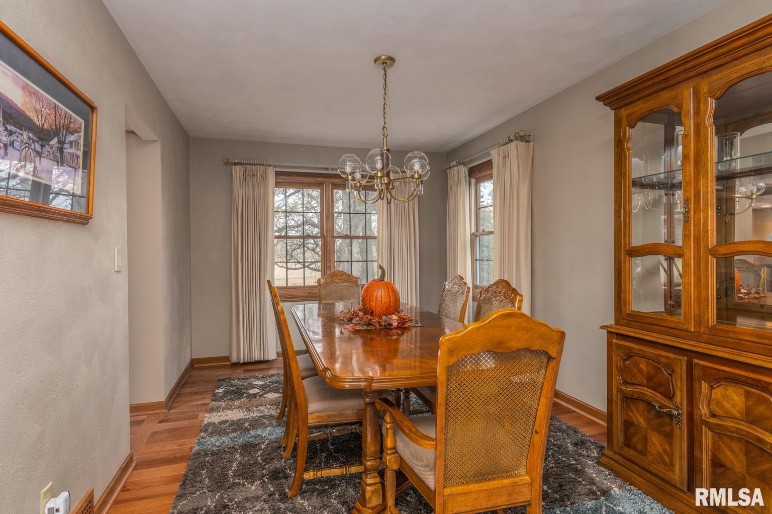 421 Ridge Drive Geneseo, IL 61254 - Photo 9 of 34 Gallery Image 9
