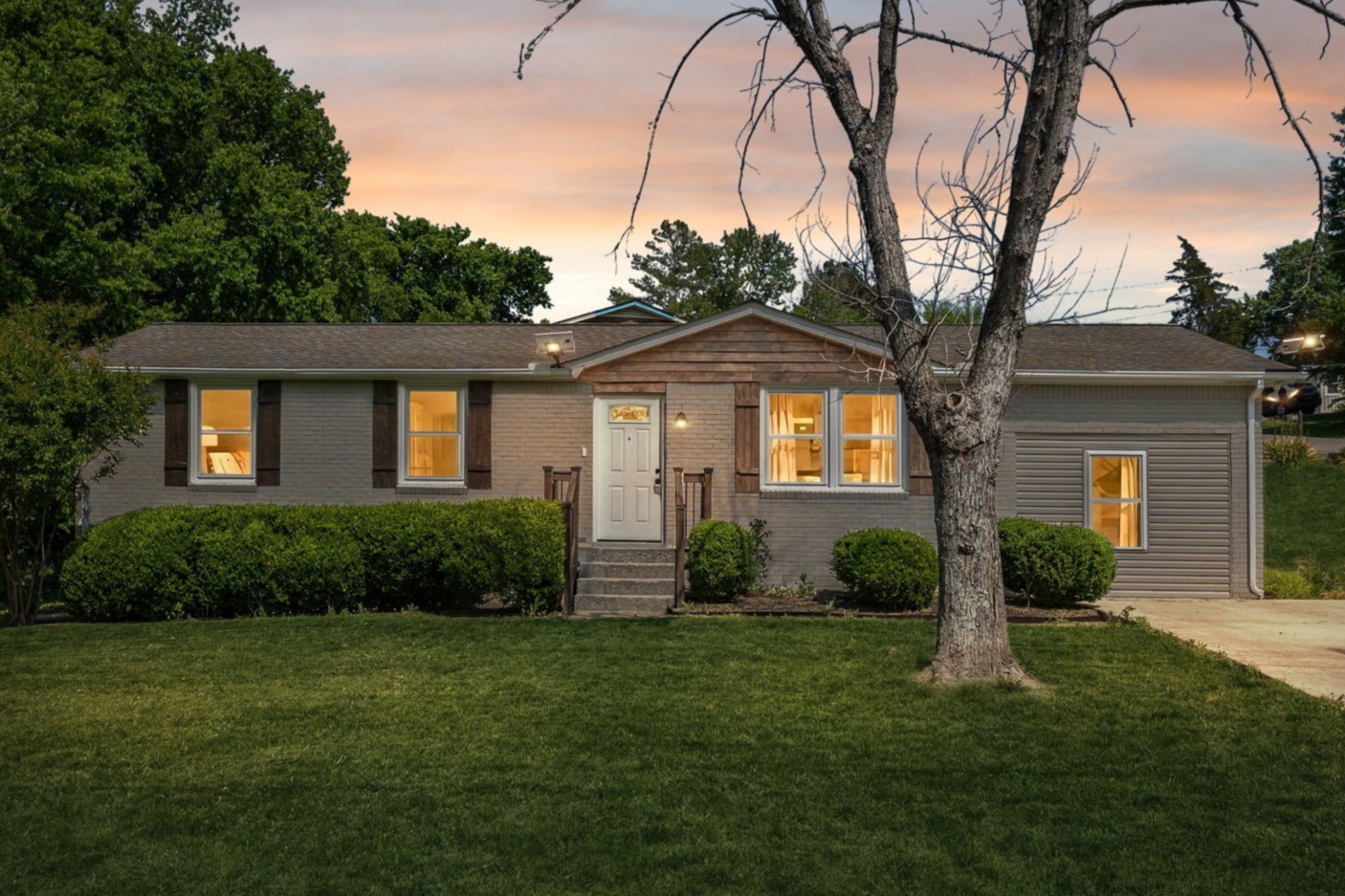 200 South Valley Road Hendersonville, TN 37075 - Photo 2 of 41