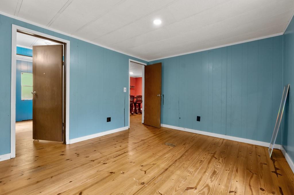 9503 Tails Creek Road Ellijay, GA 30540 - Photo 15 of 30 a view of an empty room