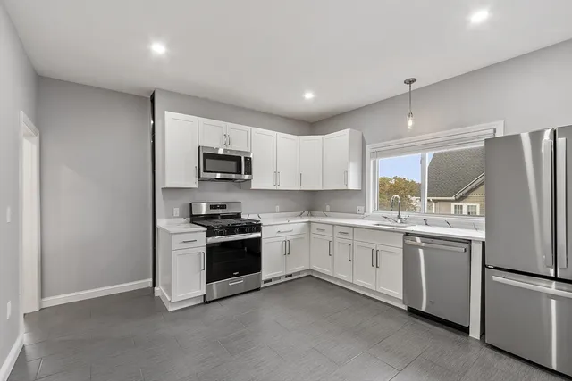 $3,350 | 17 Parker Street, Unit B, Malden, MA 02148