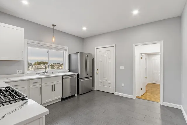 $3,350 | 17 Parker Street, Unit B, Malden, MA 02148