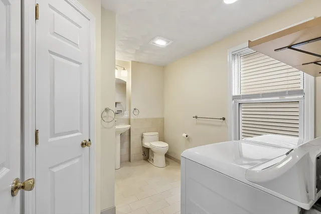 $3,350 | 17 Parker Street, Unit B, Malden, MA 02148