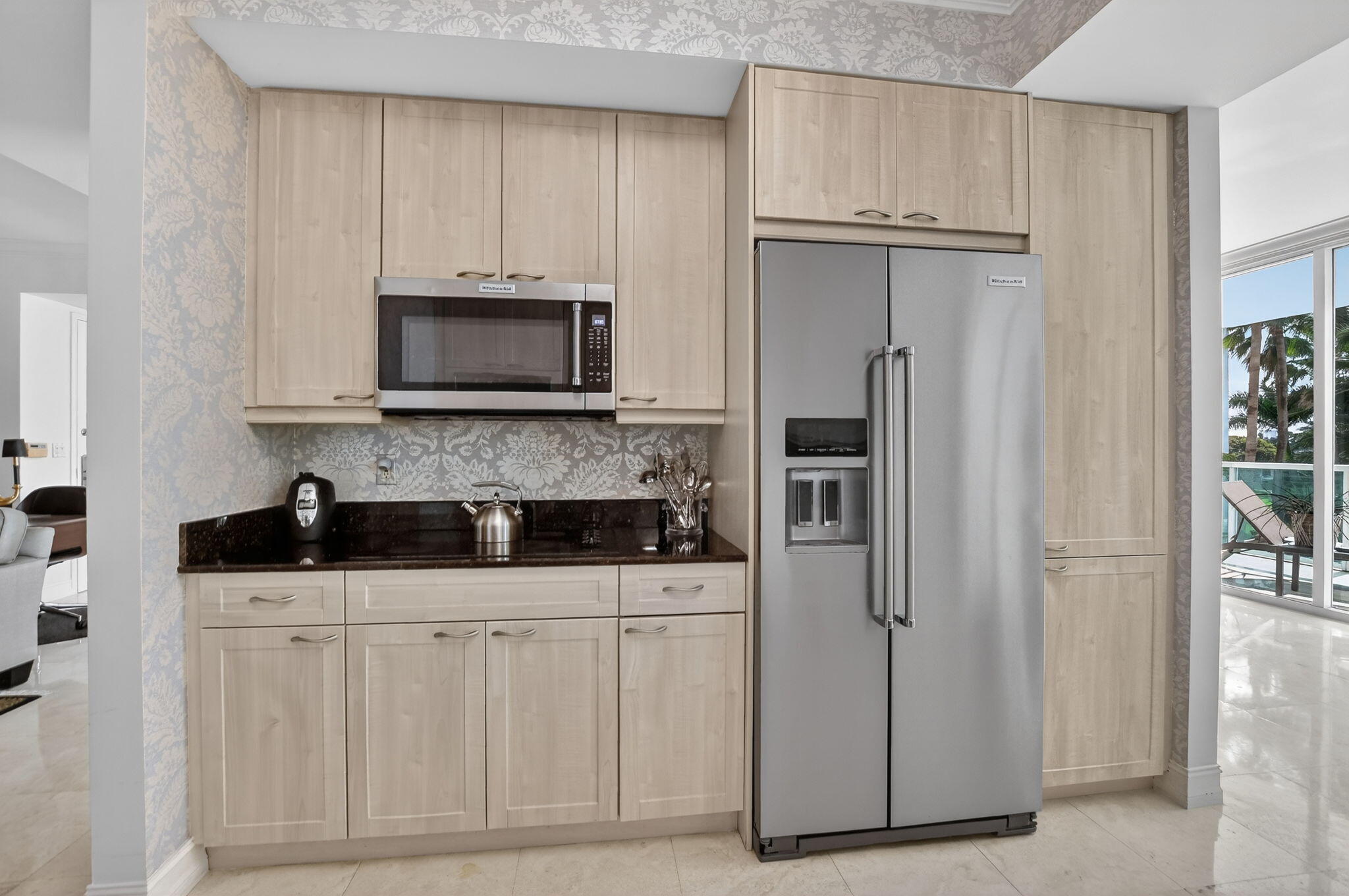 550 Southeast Mizner Boulevard, Unit B307 Boca Raton, FL 33432 - Photo 23 of 82 22-web-or-mls-DSC_5549