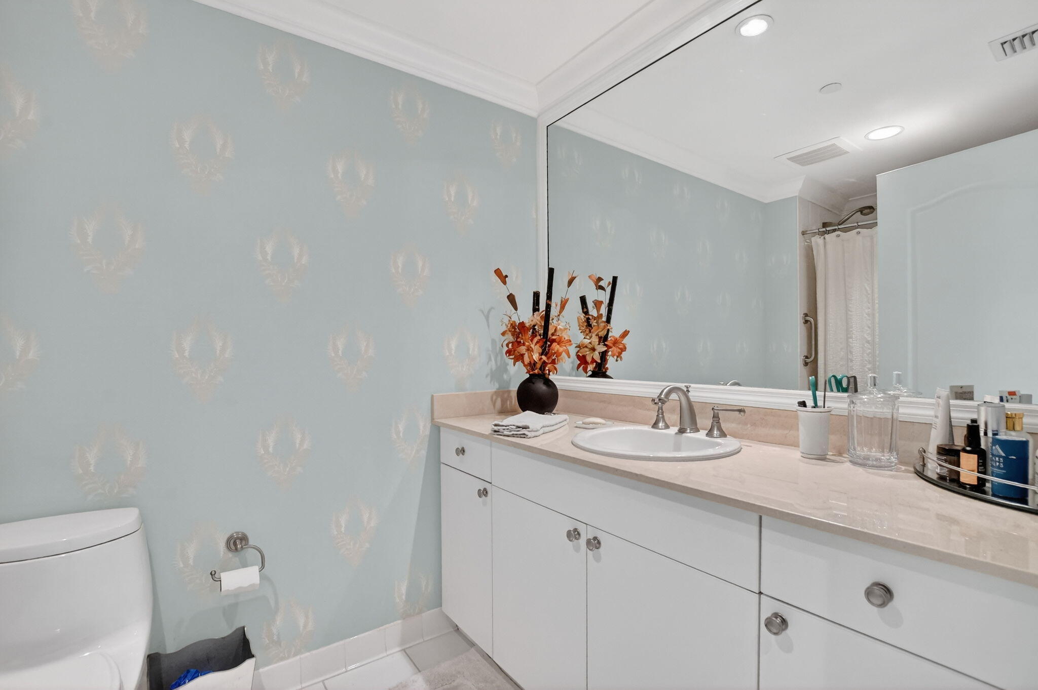 550 Southeast Mizner Boulevard, Unit B307 Boca Raton, FL 33432 - Photo 34 of 82 33-web-or-mls-DSC_5606