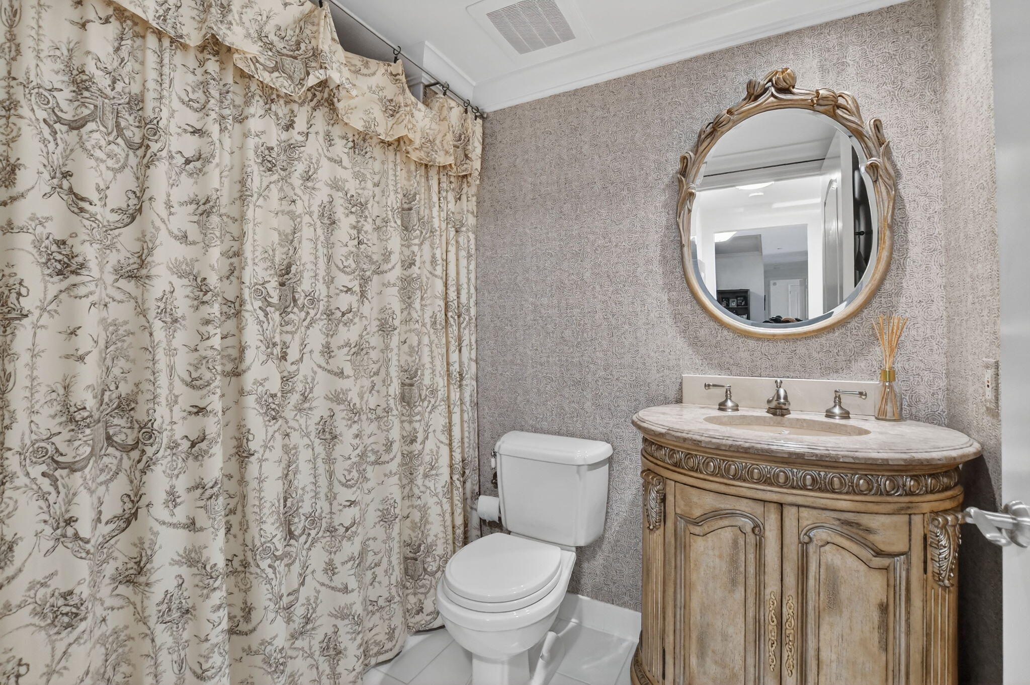 550 Southeast Mizner Boulevard, Unit B307 Boca Raton, FL 33432 - Photo 37 of 82 36-web-or-mls-DSC_5621