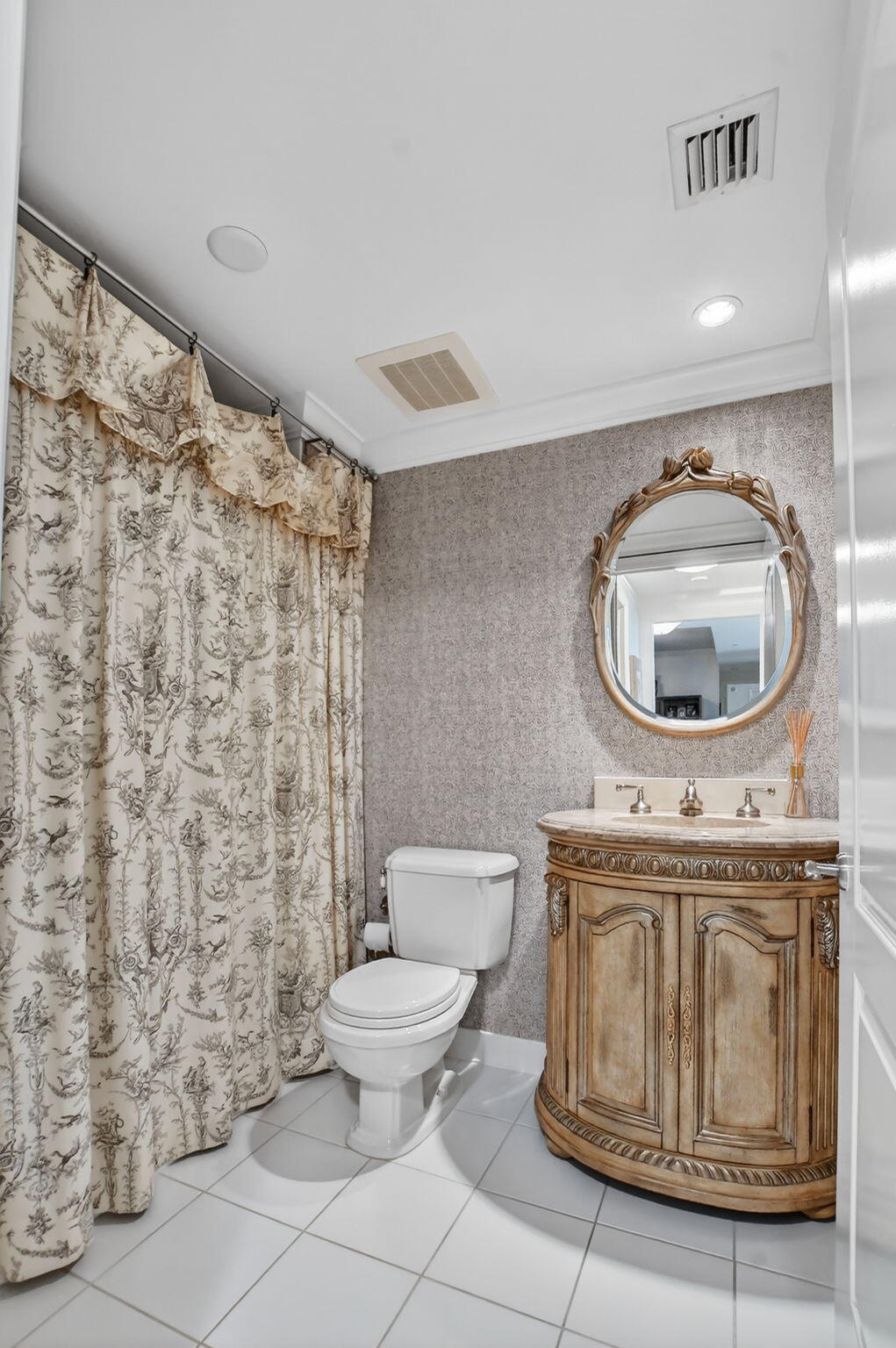 550 Southeast Mizner Boulevard, Unit B307 Boca Raton, FL 33432 - Photo 38 of 82 37-web-or-mls-DSC_5630