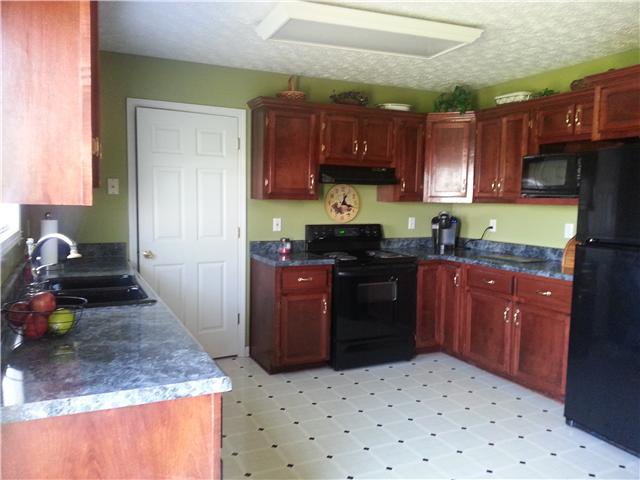 4357 Matthews Road Cedar Hill, TN 37032 - Photo 6 of 12 Gallery Image 6
