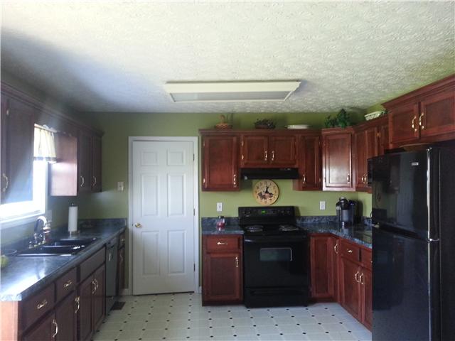 4357 Matthews Road Cedar Hill, TN 37032 - Photo 8 of 12 Gallery Image 8