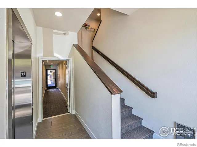 a view of entryway and hall