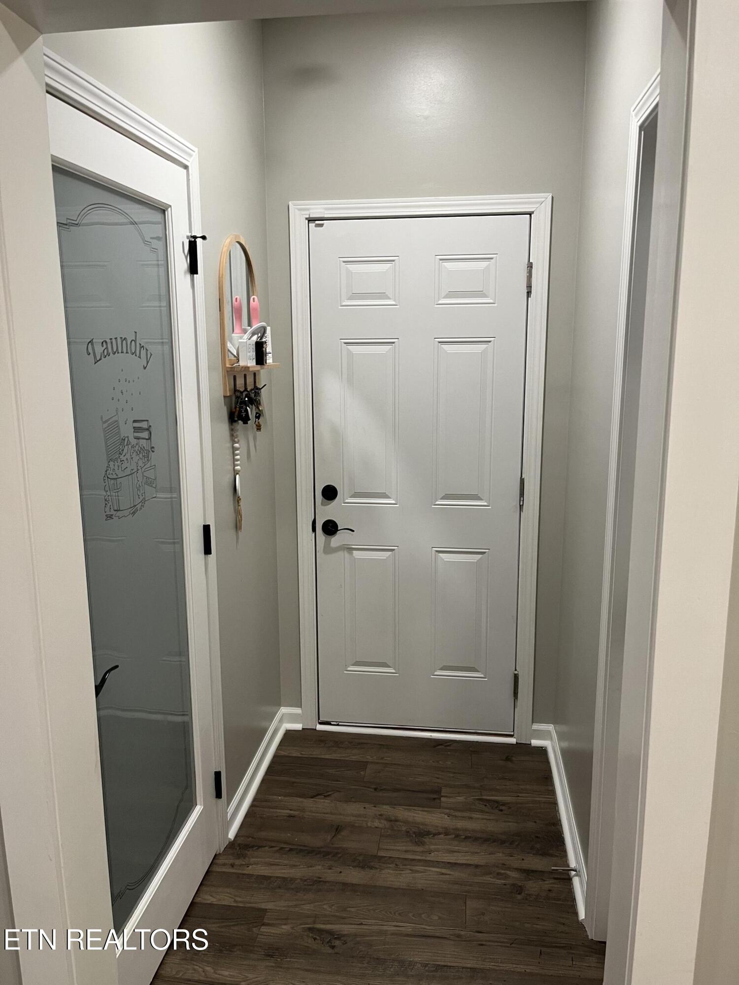 1177 Raccoon Lane Piney Flats, TN 37686 - Photo 11 of 33 IMG_5337