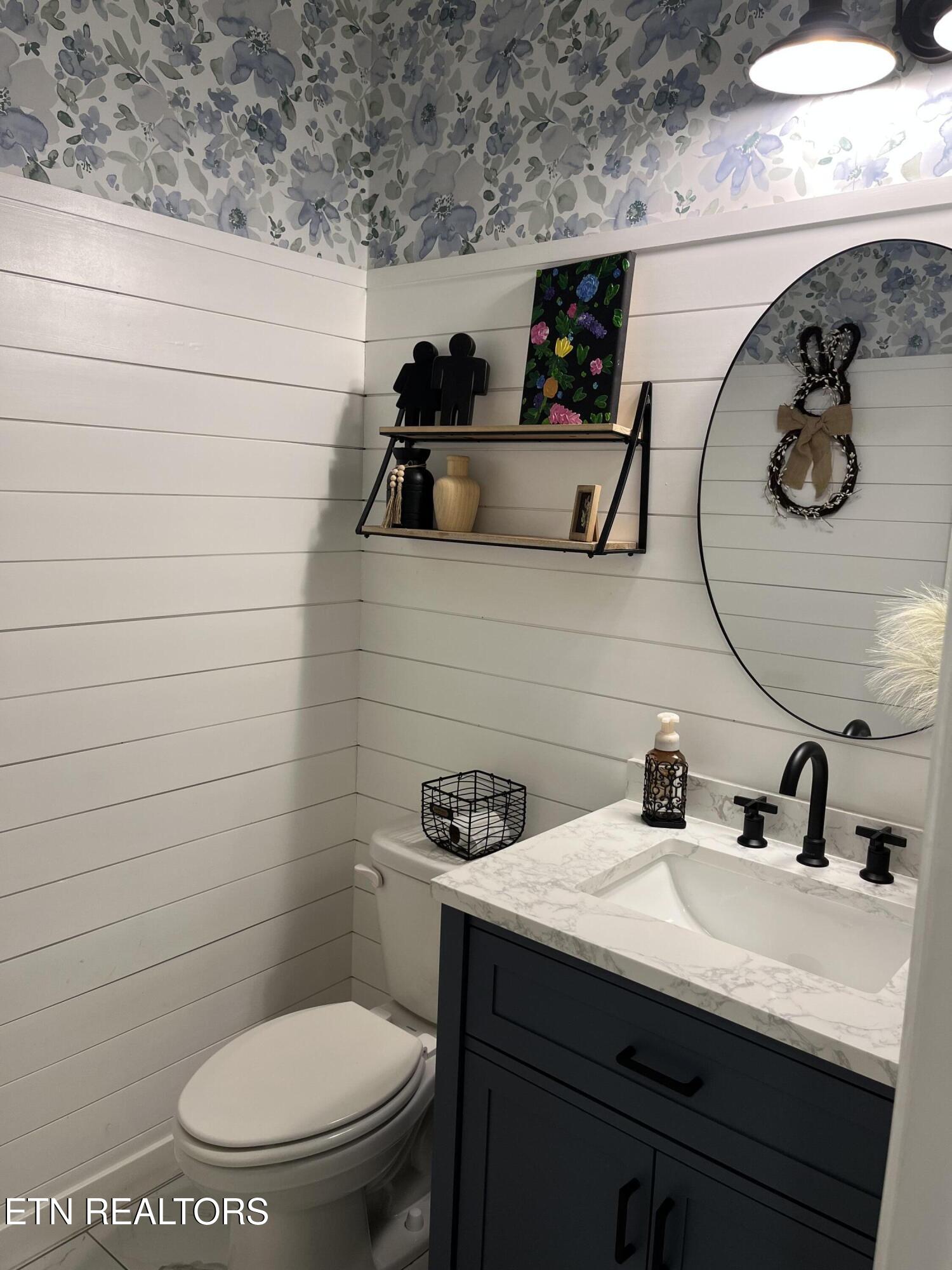 1177 Raccoon Lane Piney Flats, TN 37686 - Photo 13 of 33 IMG_5331