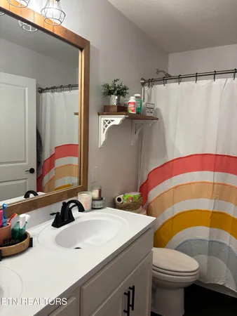 $449,000 | 1177 Raccoon Lane, Piney Flats, TN 37686