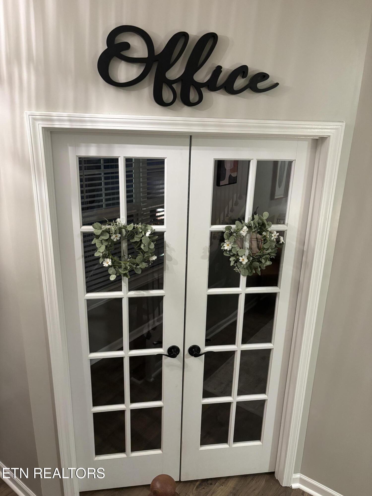 1177 Raccoon Lane Piney Flats, TN 37686 - Photo 3 of 33 IMG_3674