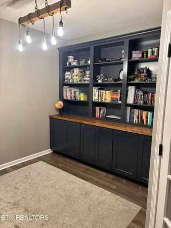 $449,000 | 1177 Raccoon Lane, Piney Flats, TN 37686