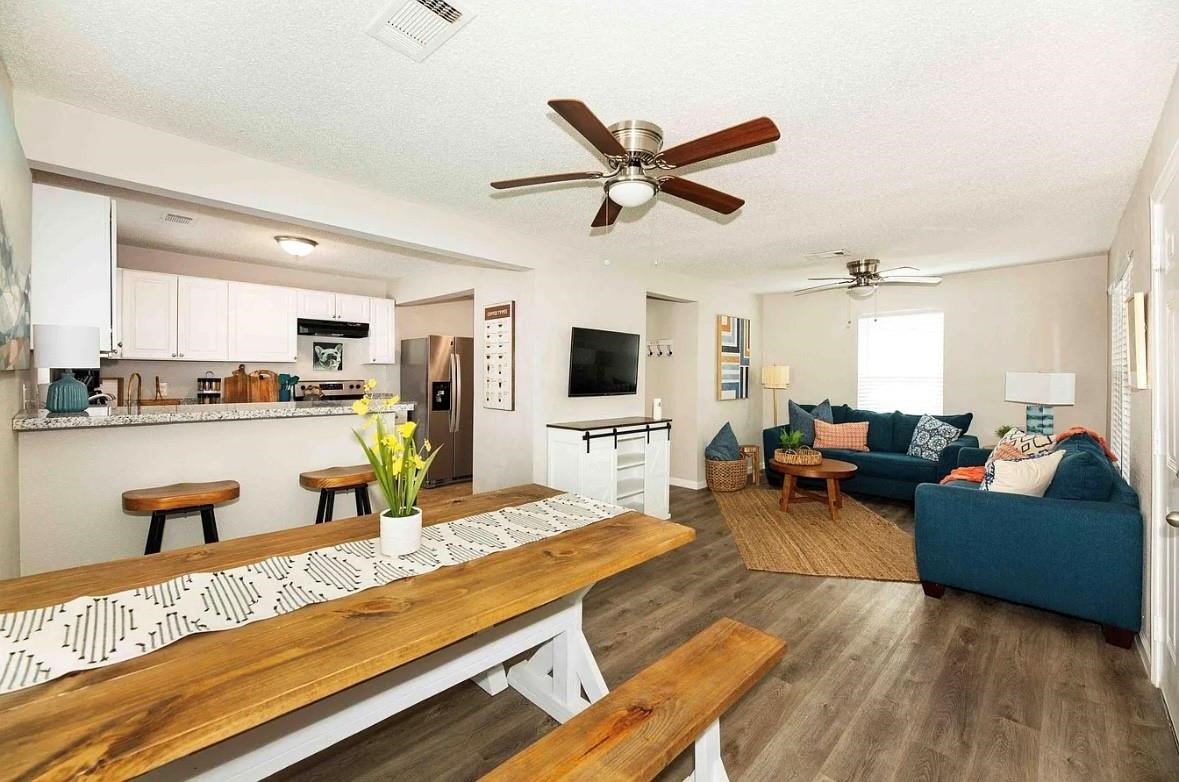 1407 East 35th Street Houston, TX 77022 - Photo 6 of 25