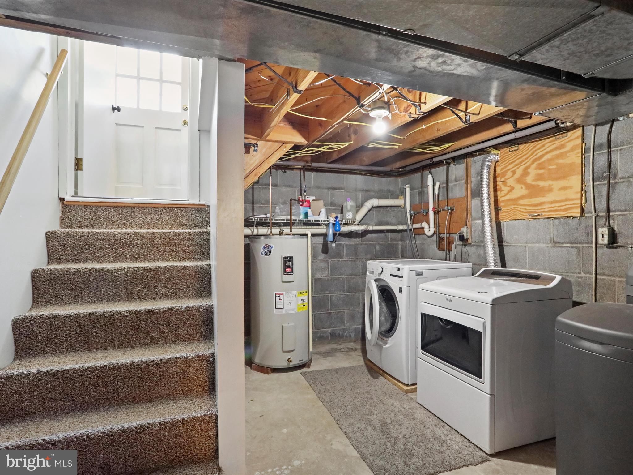 12530 Ashton Road Clear Spring, MD 21722 - Photo 30 of 57 a utility room with dryer and washer
