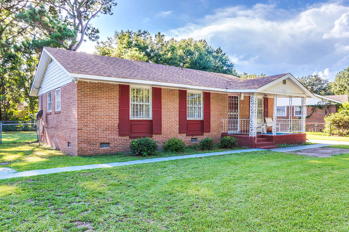 1517 Secessionville Road Charleston, SC 29412 - Photo 2 of 22 2 copy