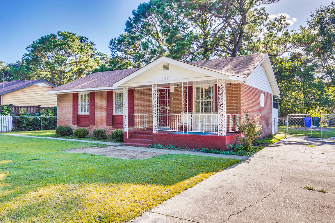 1517 Secessionville Road Charleston, SC 29412 - Photo 3 of 22 3 copy