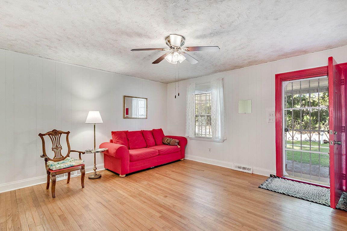 1517 Secessionville Road Charleston, SC 29412 - Photo 4 of 22 4 copy