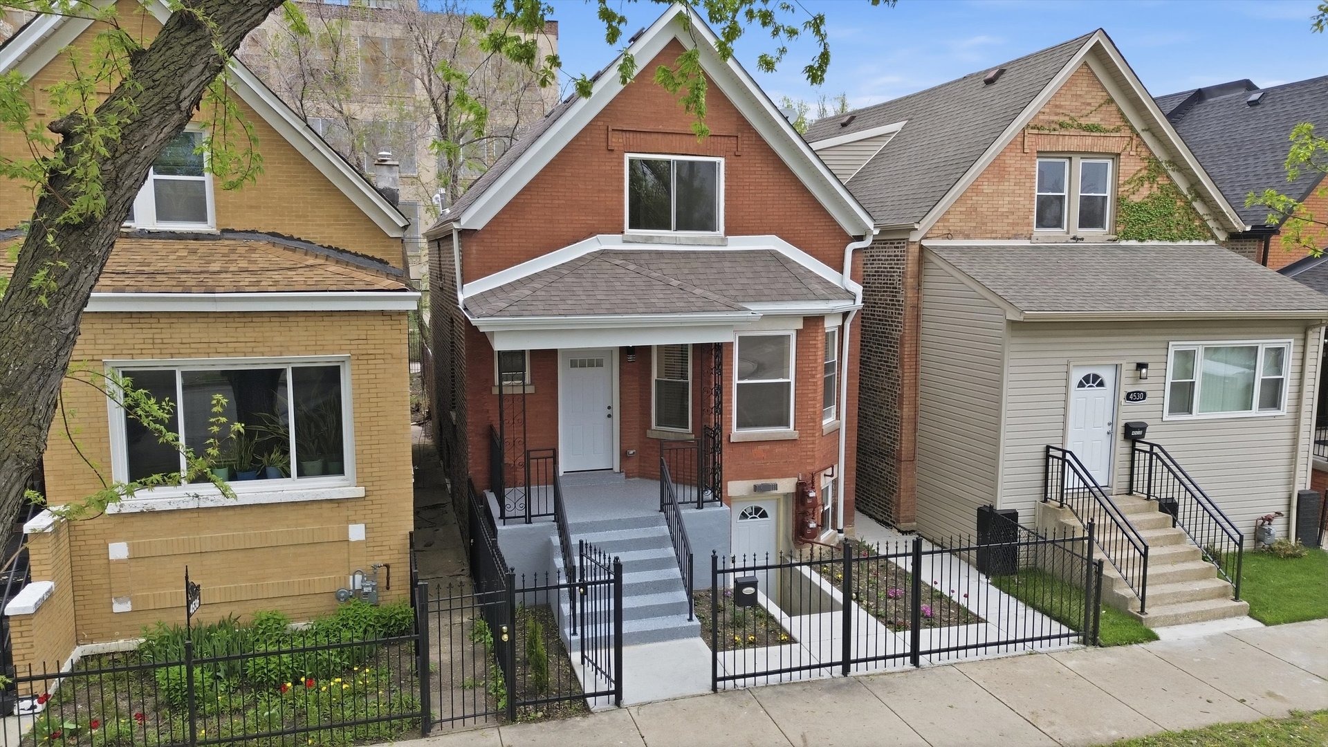 4532 West Maypole Avenue Chicago, IL 60624 - Photo 26 of 33 Gallery Image 26