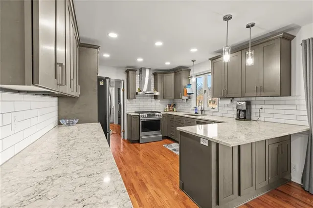 $335,000 | 201 Johnson Circle, Carrollton, MO 64633