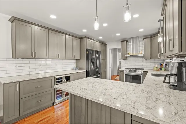 $335,000 | 201 Johnson Circle, Carrollton, MO 64633