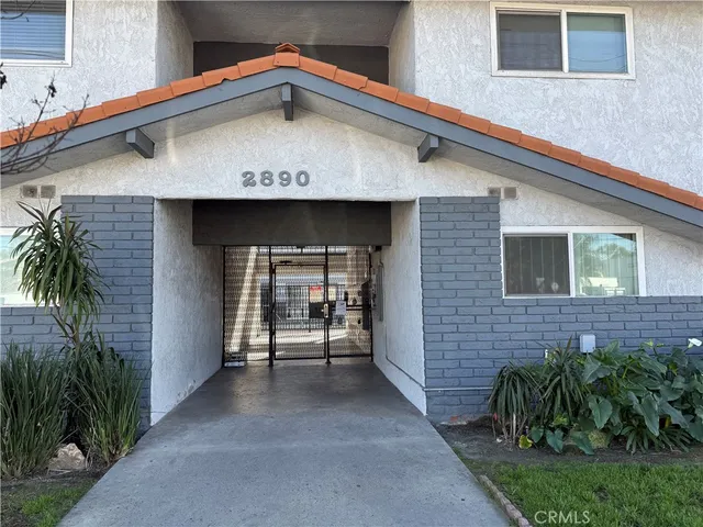 $290,000 | 2890 East Artesia Boulevard, Unit 36, Long Beach, CA 90805