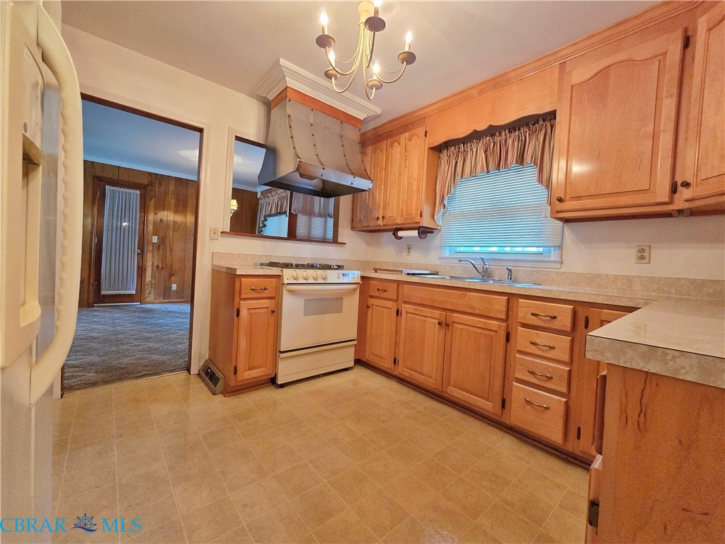4836 Blackstone Road Blackstone, VA 23824 - Photo 5 of 28