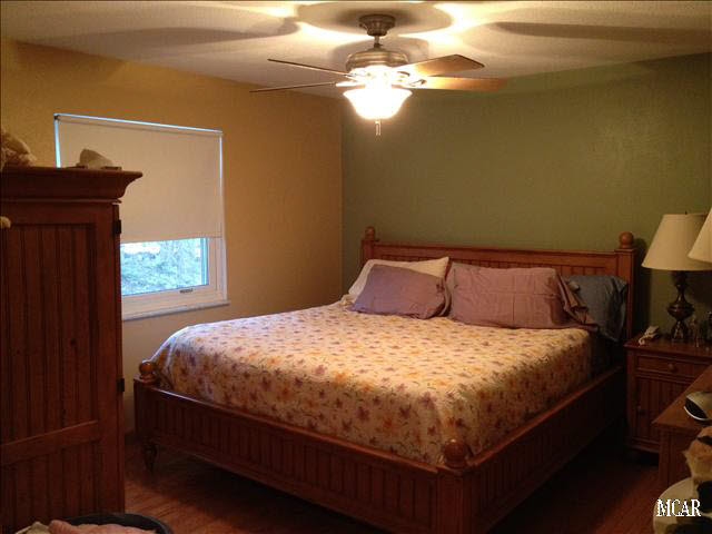 1369 Longfellow Drive Temperance, MI 48182 - Photo 13 of 20 Master Bedroom
