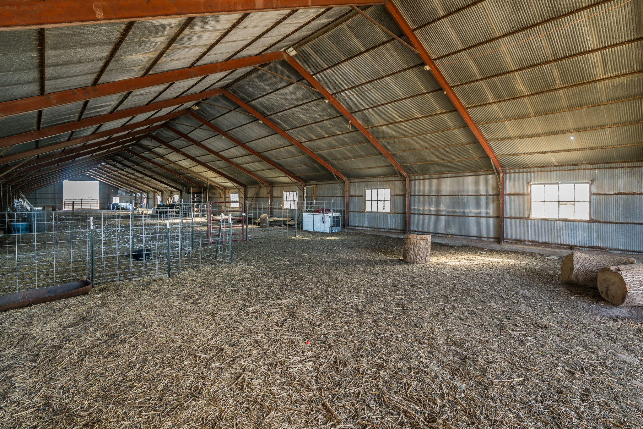 1723 County Road 9 Tulia, TX 79088 - Photo 23 of 32 a view of a backyard