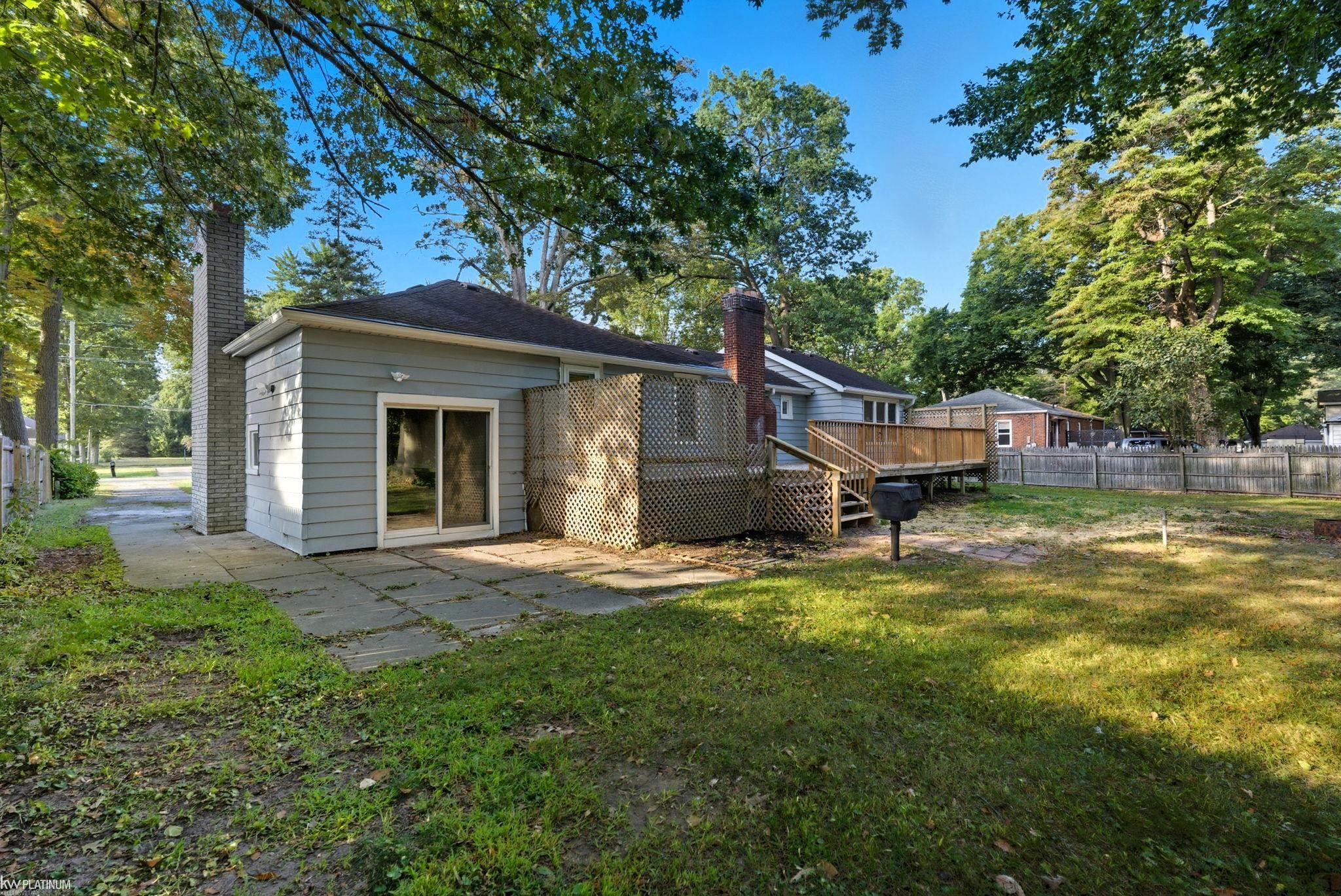 3130 Simpson Road Fort Gratiot, MI 48059 - Photo 20 of 23 50189077-69496a0e-8757-4e9a-a82b-716d0bbbefa6.JPG