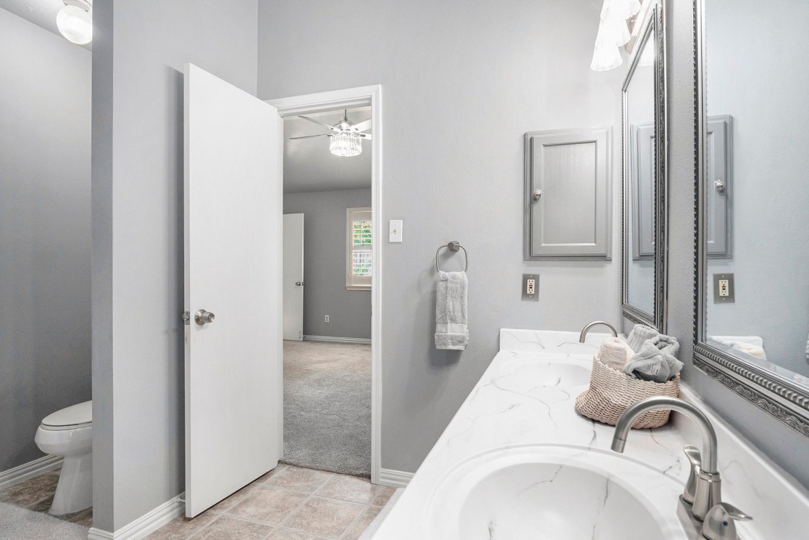 3315 Mourning Dove Drive Spring, TX 77388 - Photo 32 of 44 a bathroom with a sink toilet and shower