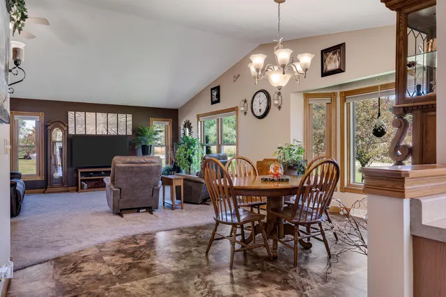 $549,900 | N7829 Bluffview Court, Holland, WI 54636