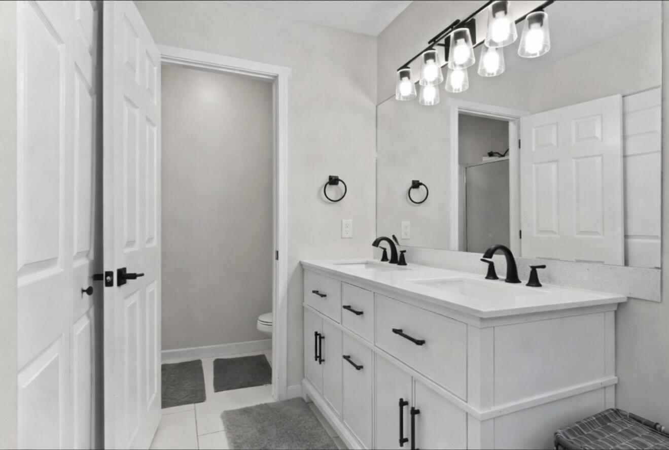 2550 East 610 North, Unit 2 St. George, UT 84790 - Photo 24 of 25 Primary bath Unit A