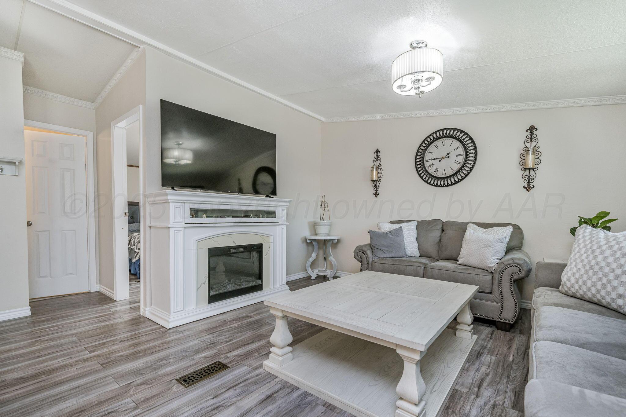 824 North Seminole Street Amarillo, TX 79107 - Photo 1 of 15 824 N Seminole St 05