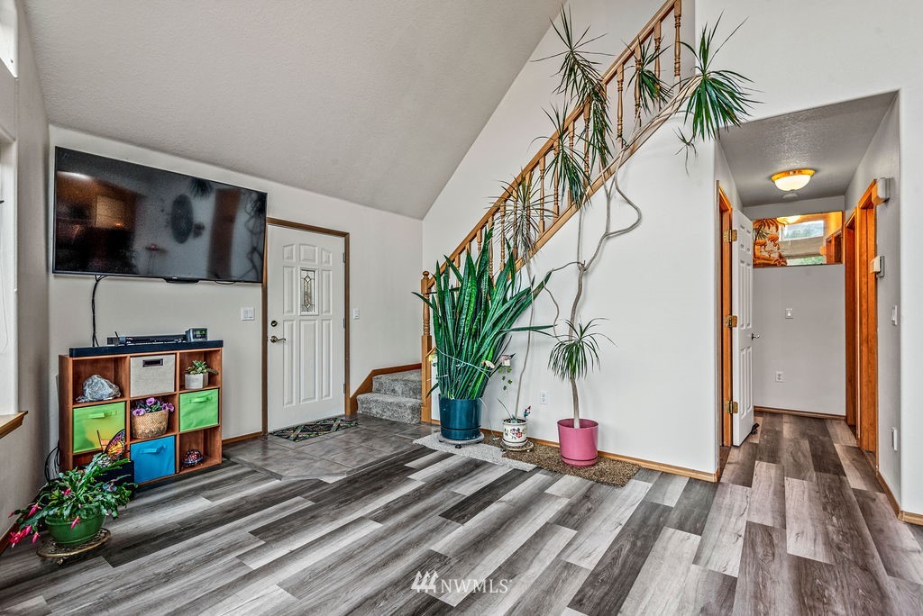 240 North Mahaffey Road Kelso, WA 98626 - Photo 14 of 40 Gallery Image 14
