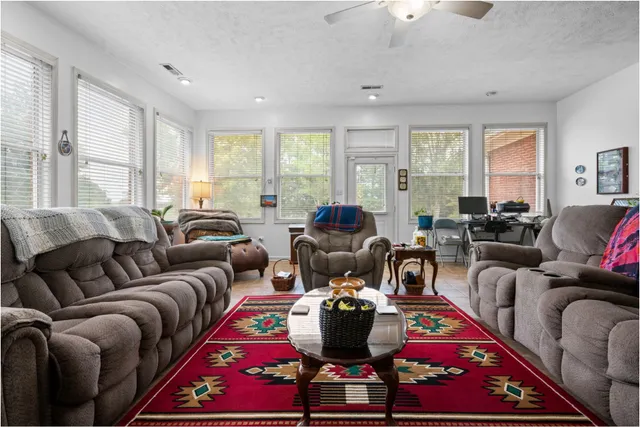 $650,000 | 9691 Hardin Graveyard Road, Morris Chapel, TN 38361