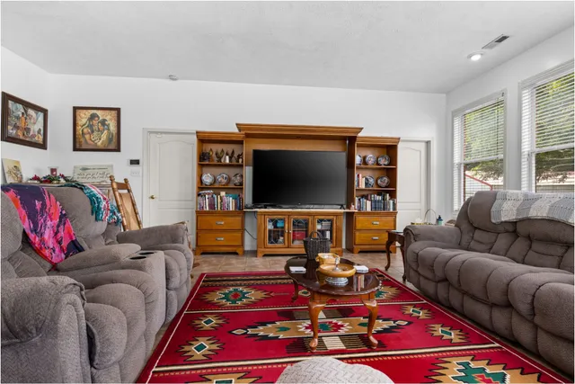 $650,000 | 9691 Hardin Graveyard Road, Morris Chapel, TN 38361