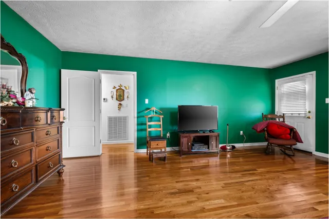 $650,000 | 9691 Hardin Graveyard Road, Morris Chapel, TN 38361