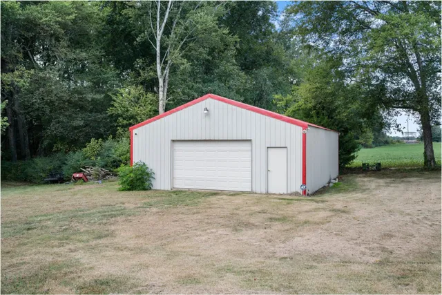 $650,000 | 9691 Hardin Graveyard Road, Morris Chapel, TN 38361