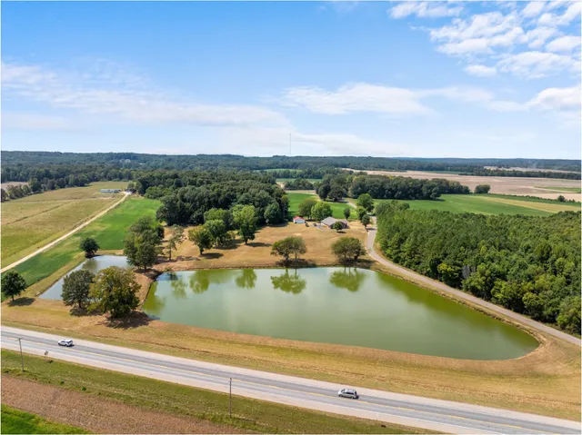 $650,000 | 9691 Hardin Graveyard Road, Morris Chapel, TN 38361